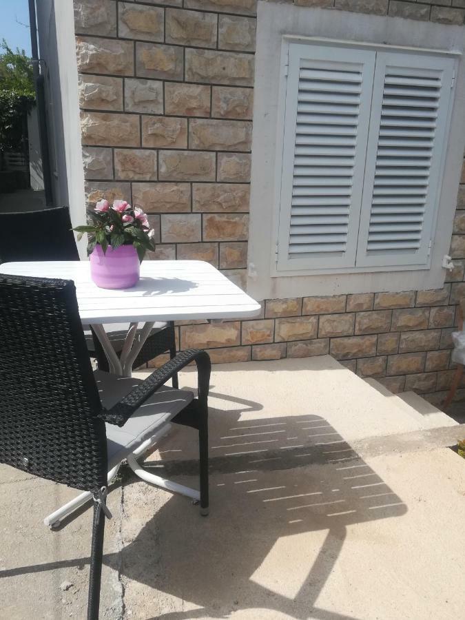 Apartmani Gojko Sali Esterno foto